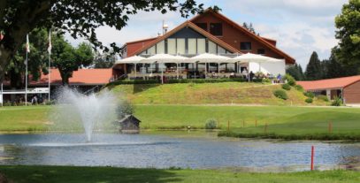 Façade du du Golf Les Bois.